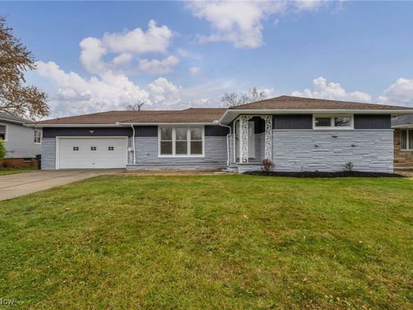 16706 Myrtle Avenue, Cleveland, OH 44128