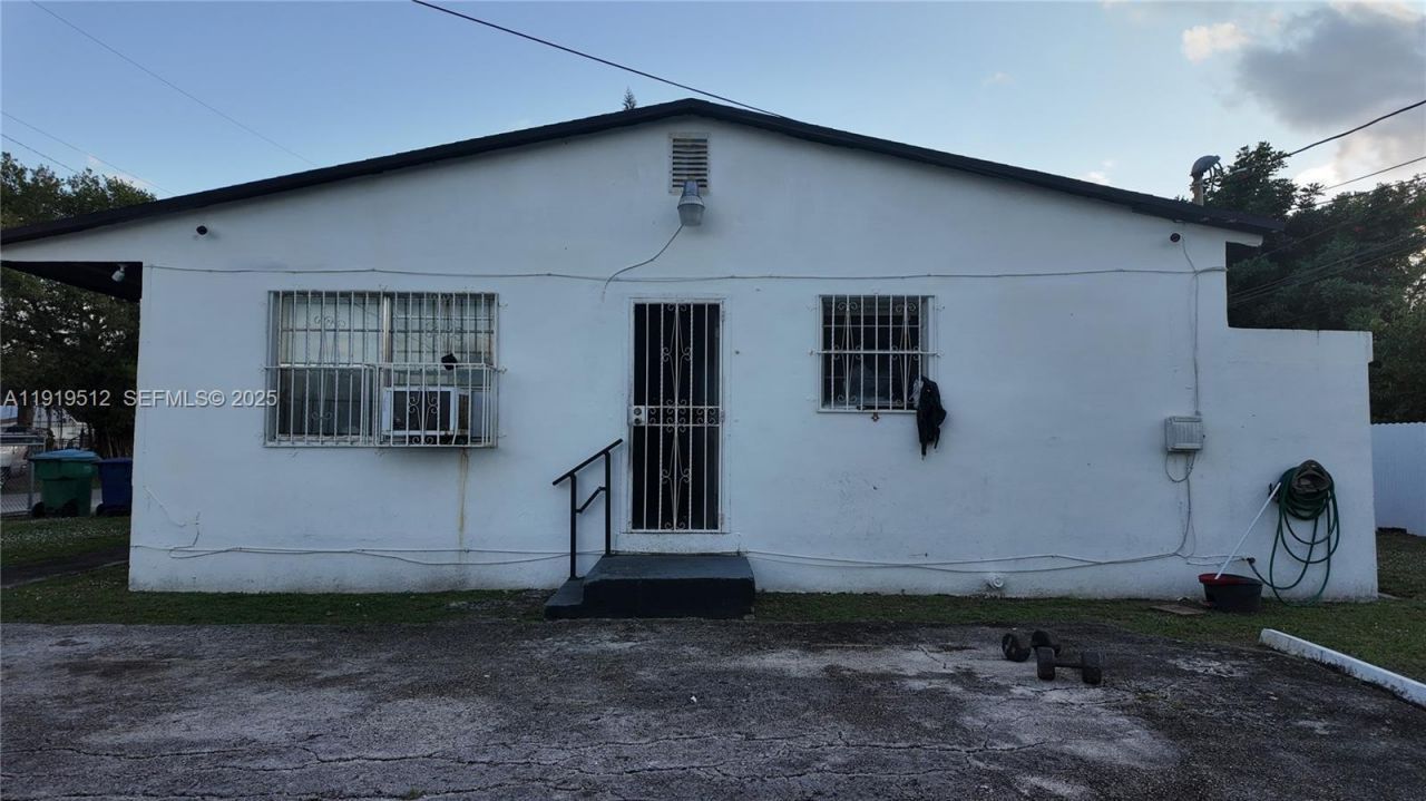 9700 NW 20th Ave, Miami, FL 33147 Photo