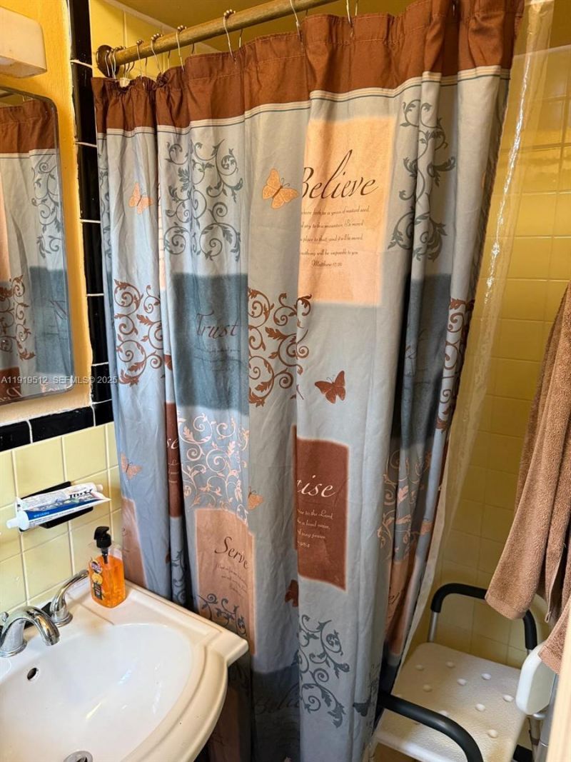 9700 NW 20th Ave, Miami, FL 33147 Photo