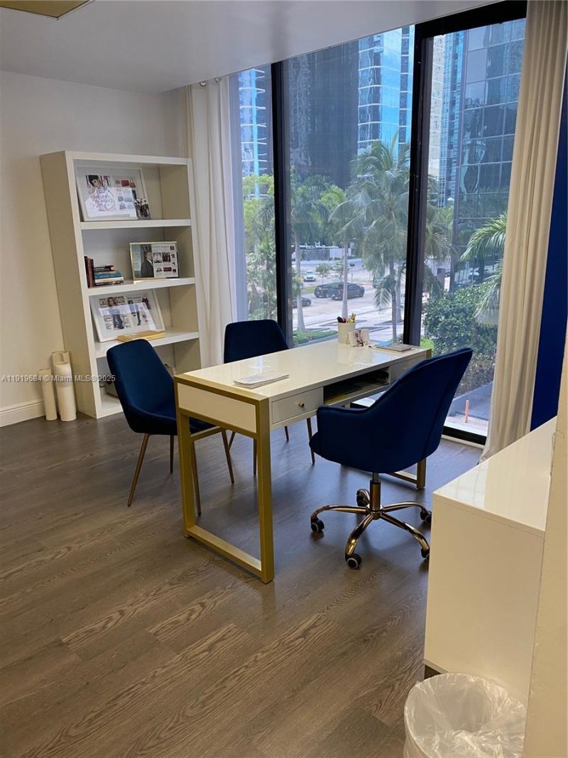 1110 Brickell Ave, Unit 313, Miami, FL 33131 Photo