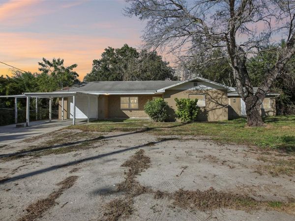 204 E SHELL POINT ROAD, RUSKIN, FL 33570