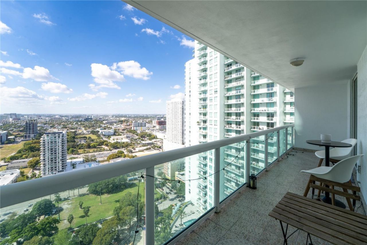 1800 N Bayshore Dr, Unit 3304, Miami, FL 33132 Photo