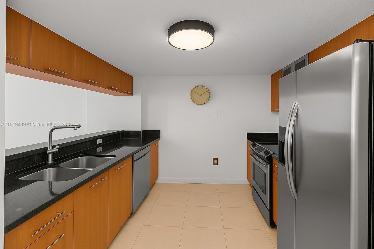 1800 N Bayshore Dr, Unit 3304, Miami, FL 33132 Photo