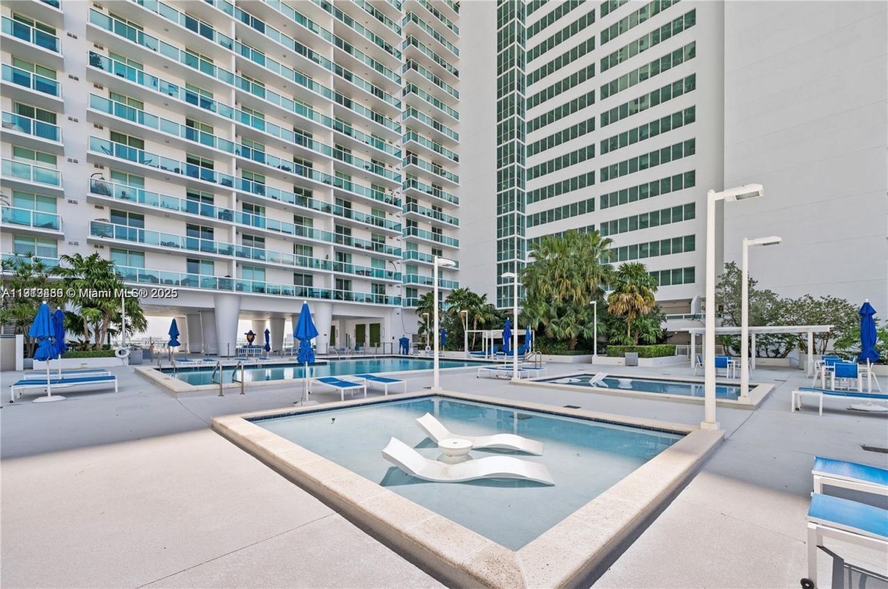 1800 N Bayshore Dr, Unit 3304, Miami, FL 33132 Photo