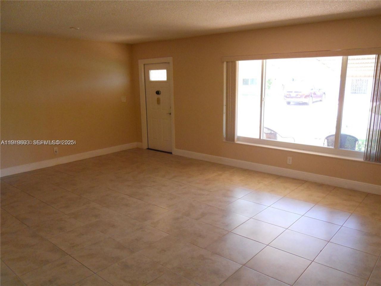 5803 NW 86th Ter, Tamarac, FL 33321 Photo