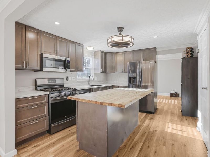 1635 Tendril Court, Columbus, OH 43229 Photo 15