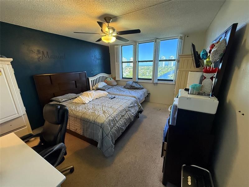 3375 N Country Club Drive, Unit 1005, Miami, FL 33180 Photo