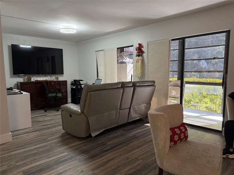 10905 W Clairmont Circle, Unit 10905, Fort Lauderdale, FL 33321 Photo