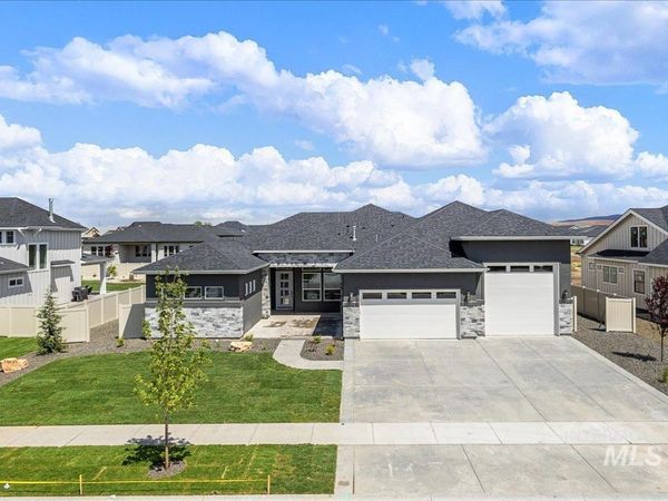 2843 W Three Lakes Dr., Meridian, ID 83646