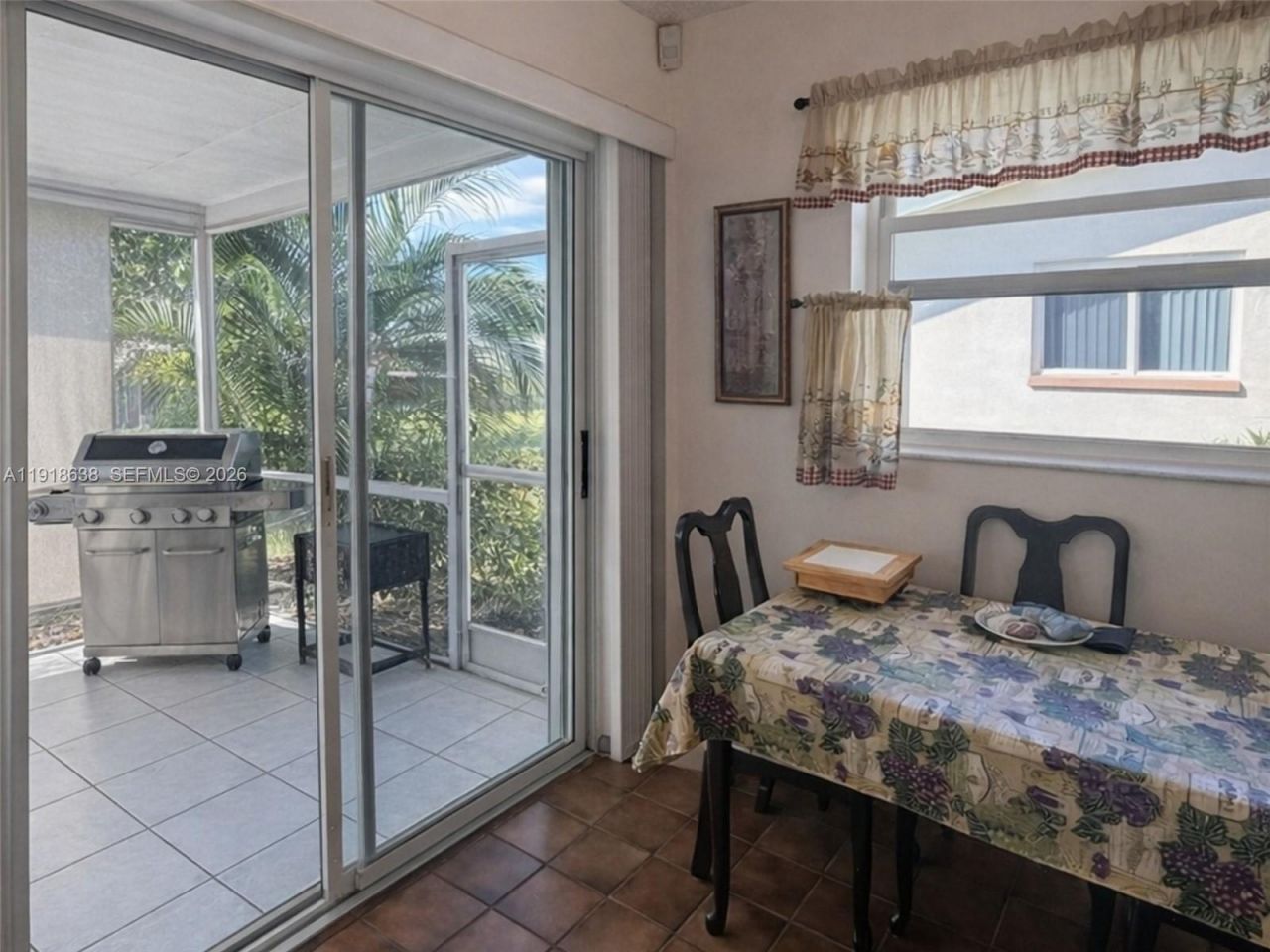 4805 Highland Dr, Tamarac, FL 33319 Photo