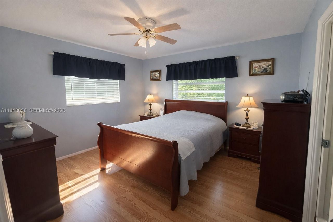 4805 Highland Dr, Tamarac, FL 33319 Photo