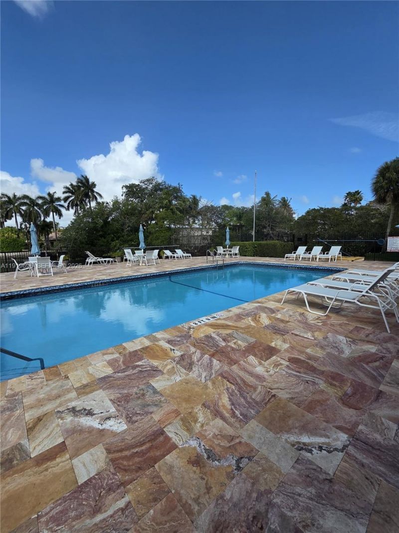 333 NW 17th Ct, Unit 203B, Fort Lauderdale, FL 33311 Photo