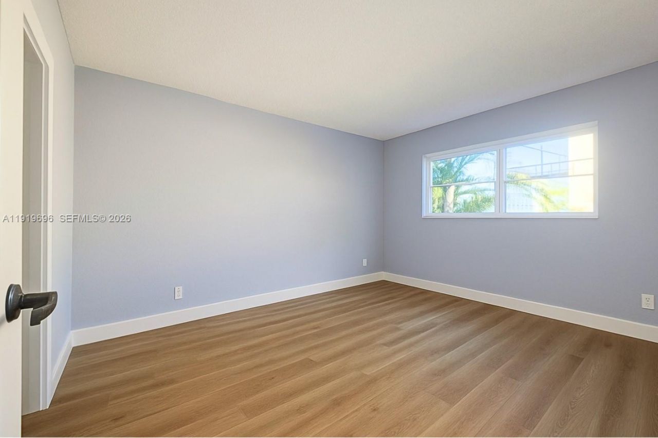 333 NW 17th Ct, Unit 203B, Fort Lauderdale, FL 33311 Photo