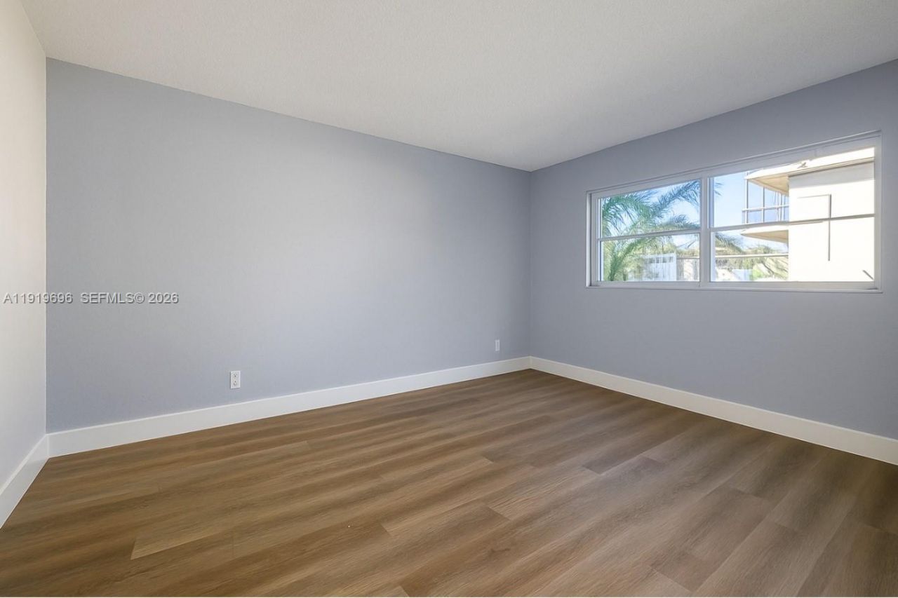 333 NW 17th Ct, Unit 203B, Fort Lauderdale, FL 33311 Photo