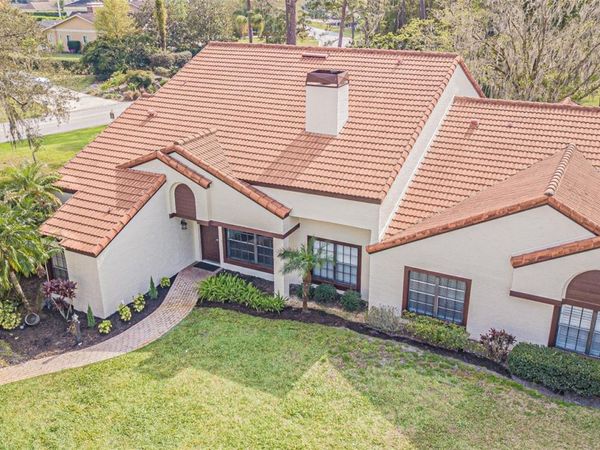 5427 VILLA D'ESTE COURT, WESLEY CHAPEL, FL 33543