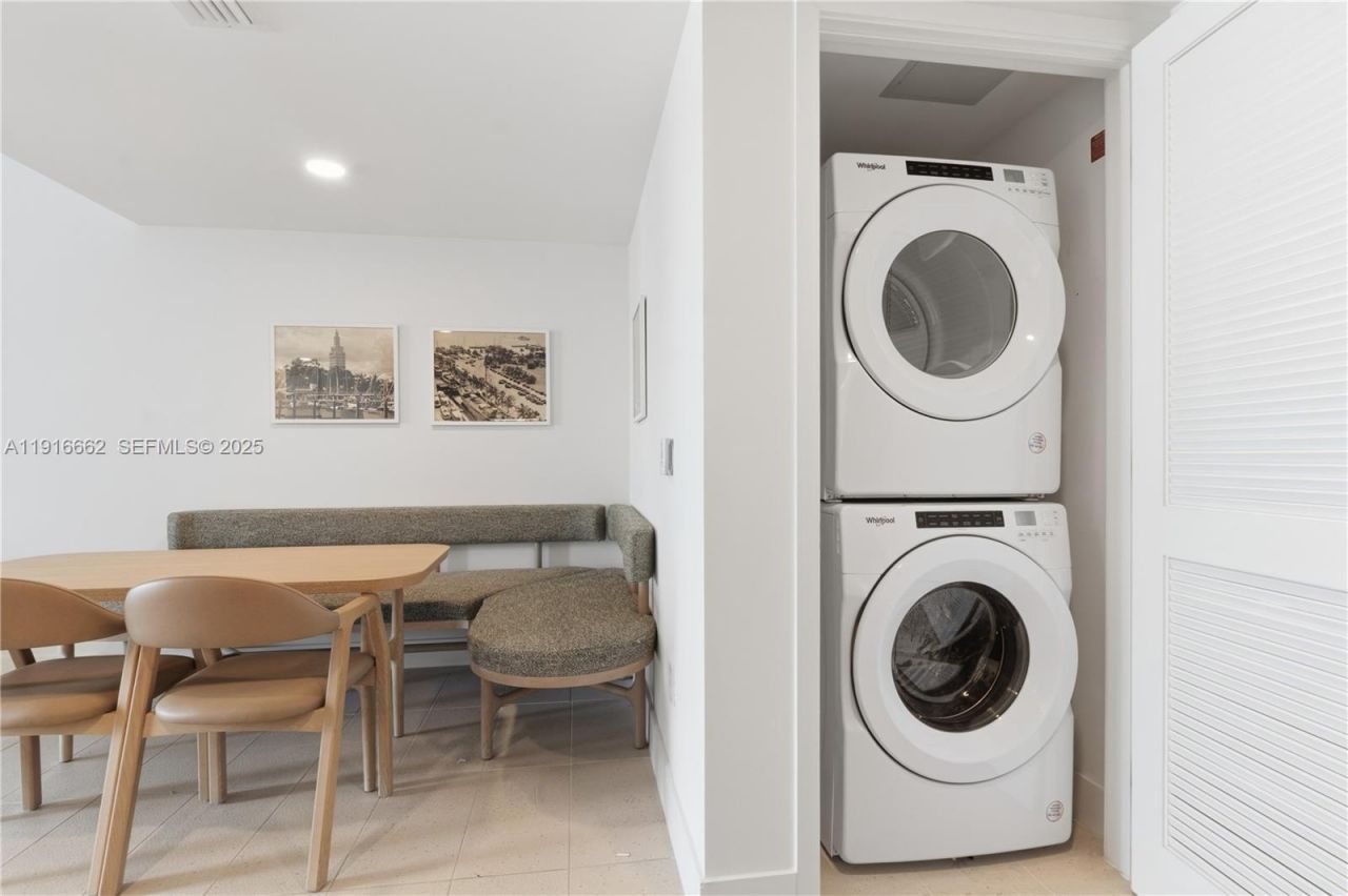 159 NE 6th St, Unit 4713, Miami, FL 33132 Photo