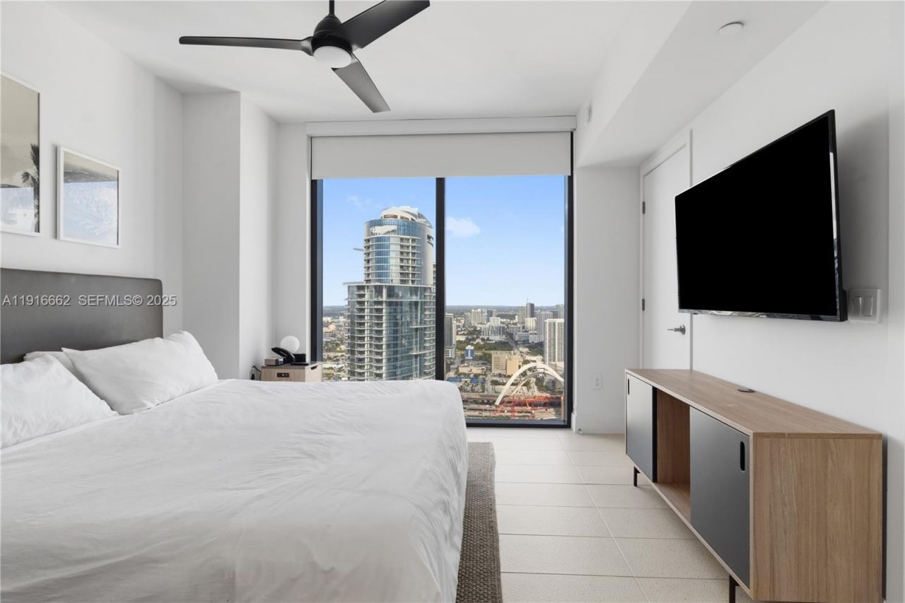 159 NE 6th St, Unit 4713, Miami, FL 33132 Photo