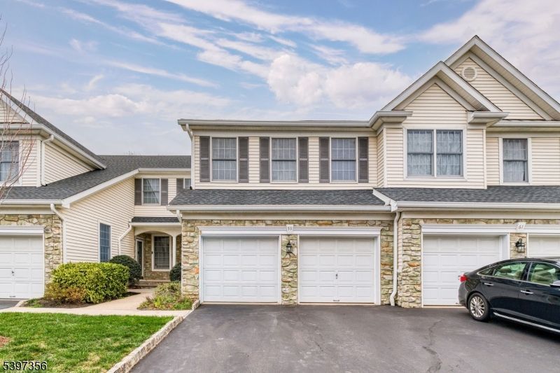 59 La Costa Dr, Clinton, NJ 08801 Main Photo