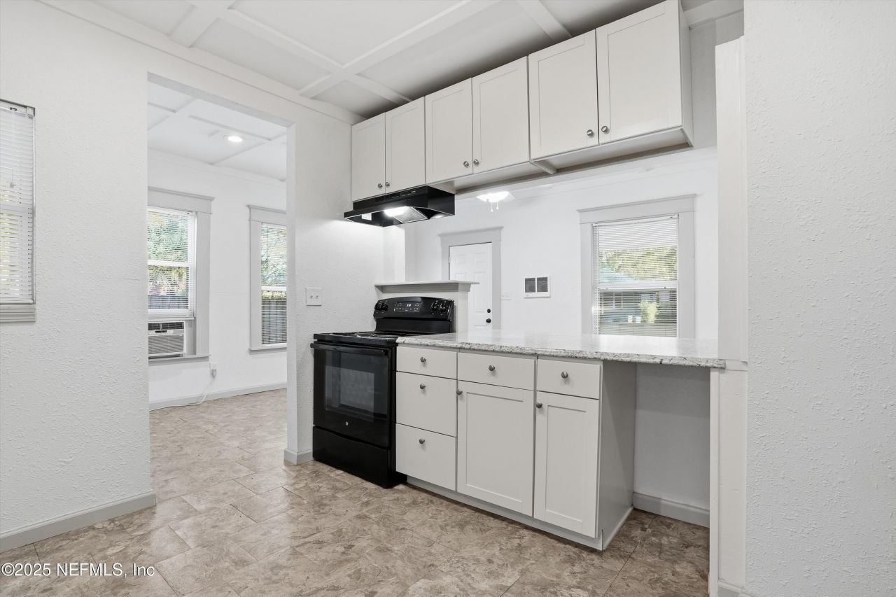 911 Phillips Street, Jacksonville, FL 32207 Photo