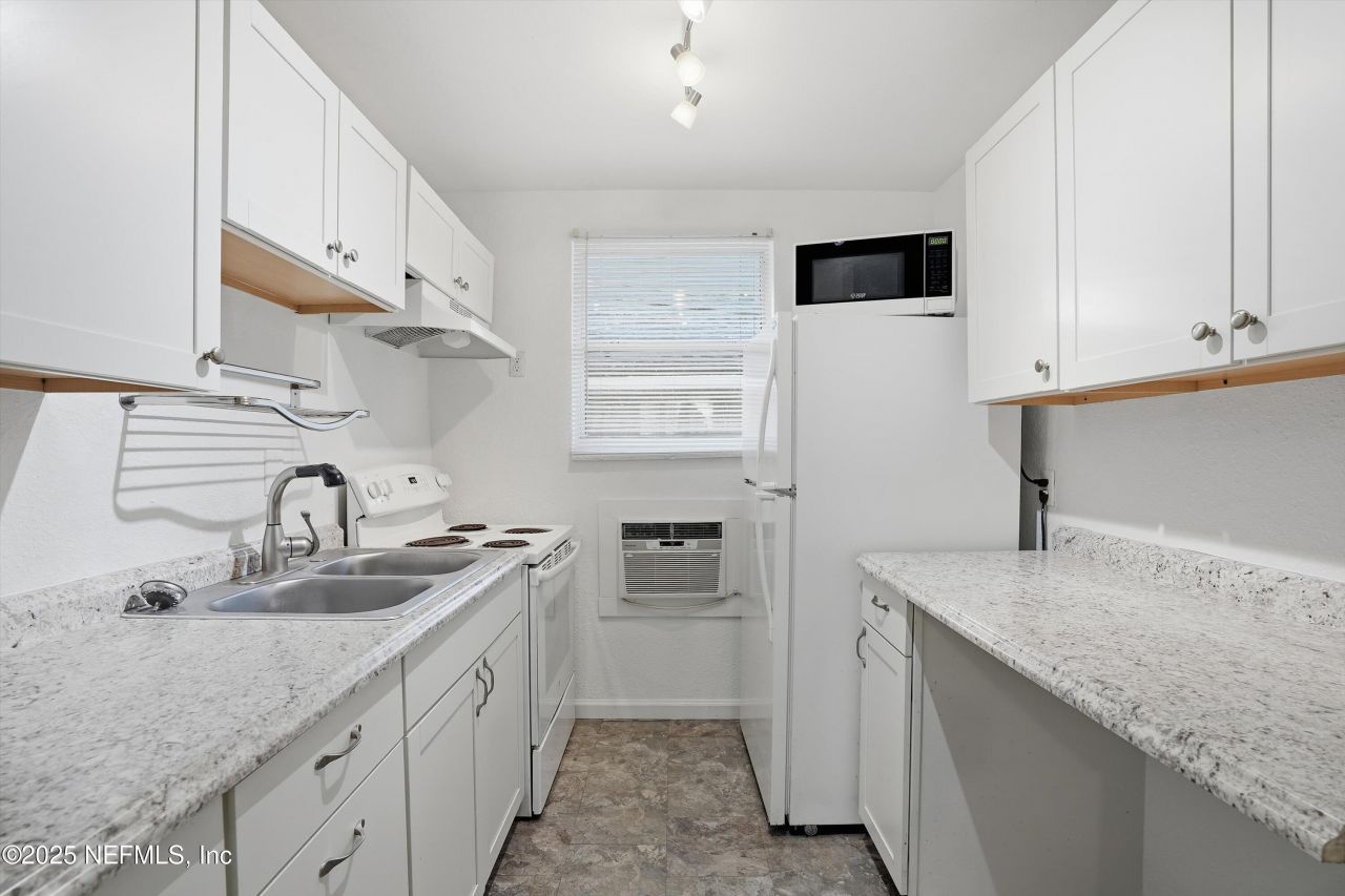 911 Phillips Street, Jacksonville, FL 32207 Photo