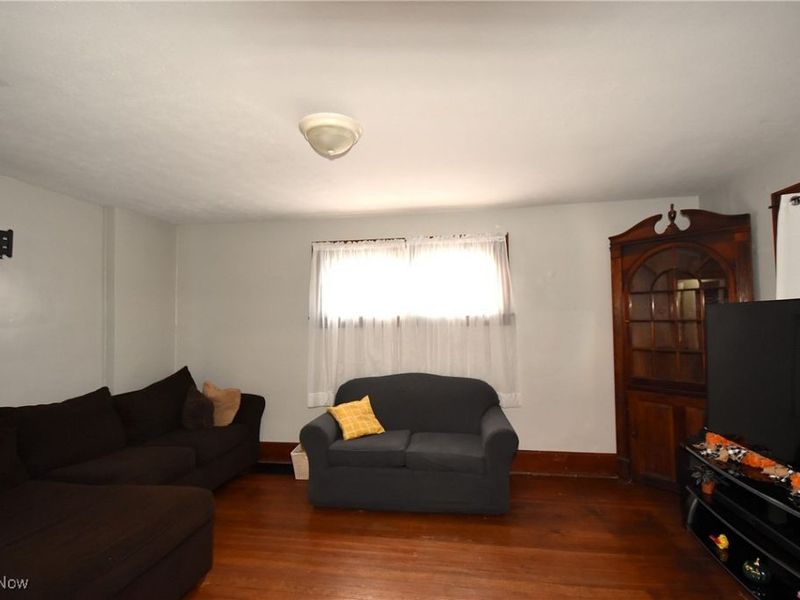 21 Katherine Street, Struthers, OH 44471 Photo 9