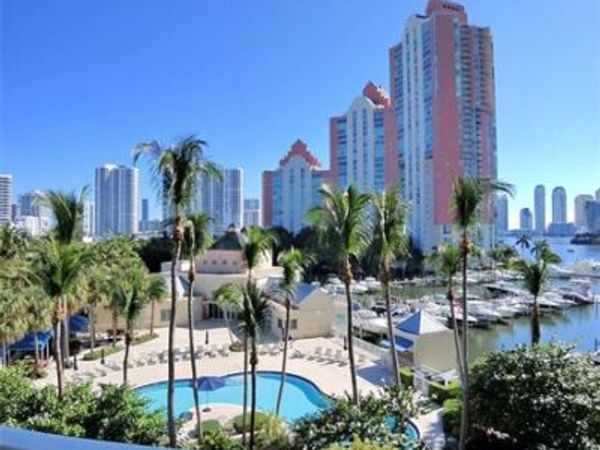 3340 NE 190th St, Unit 602, Aventura, FL 33180