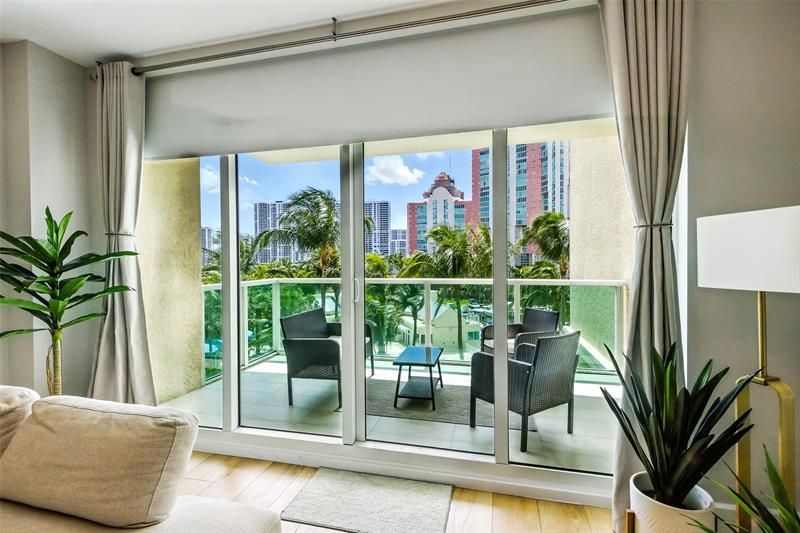 3340 NE 190th Street, Unit 602, Aventura, FL 33180 Photo