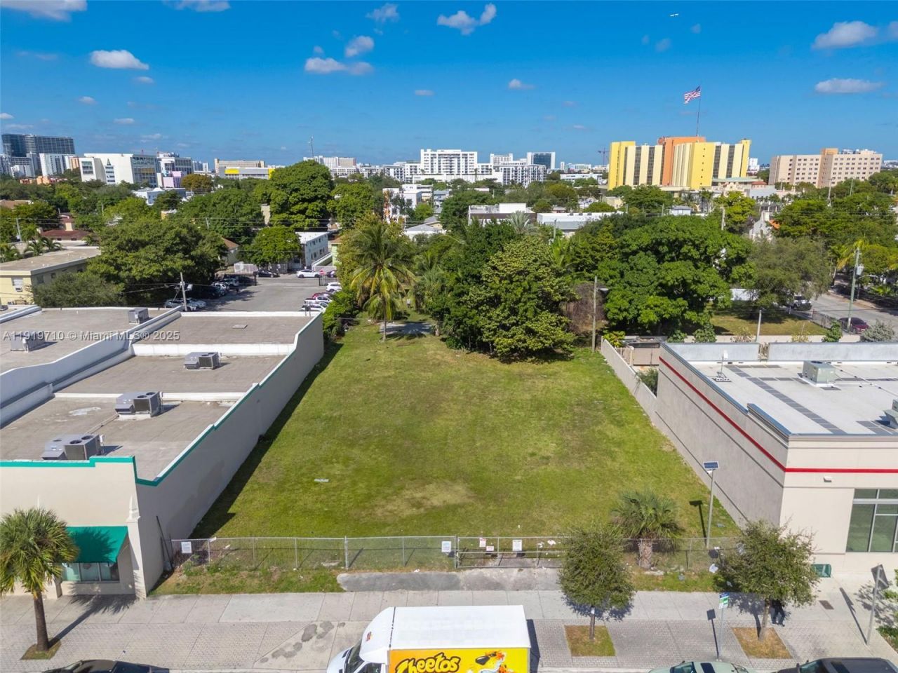 1025 W Flagler St, Miami, FL 33130 Photo