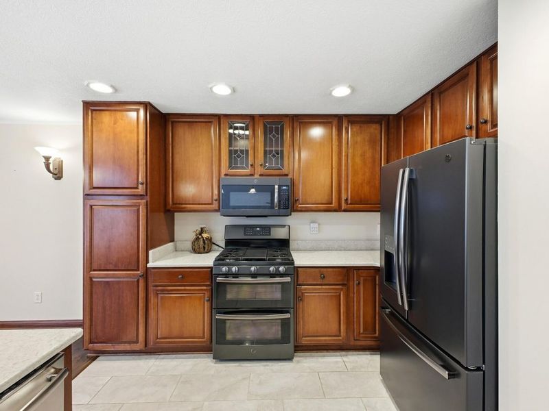 355 Nature Trail, Westerville, OH 43082 Photo 14