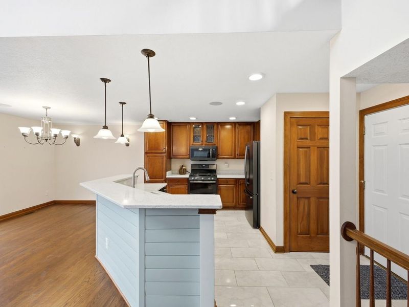 355 Nature Trail, Westerville, OH 43082 Photo 9