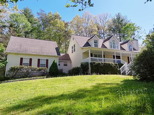 16 Souther Ridge Conn, Blairsville, GA 30512