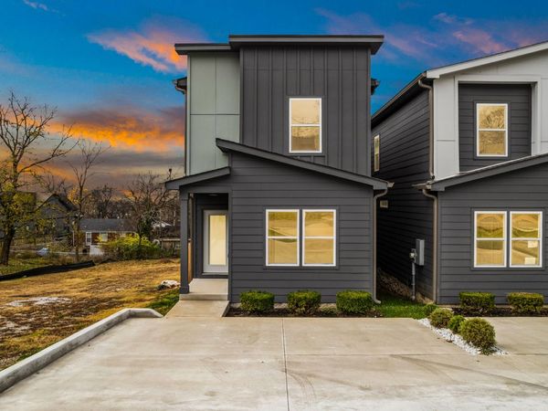 2118A Burns St, Nashville, TN 37216