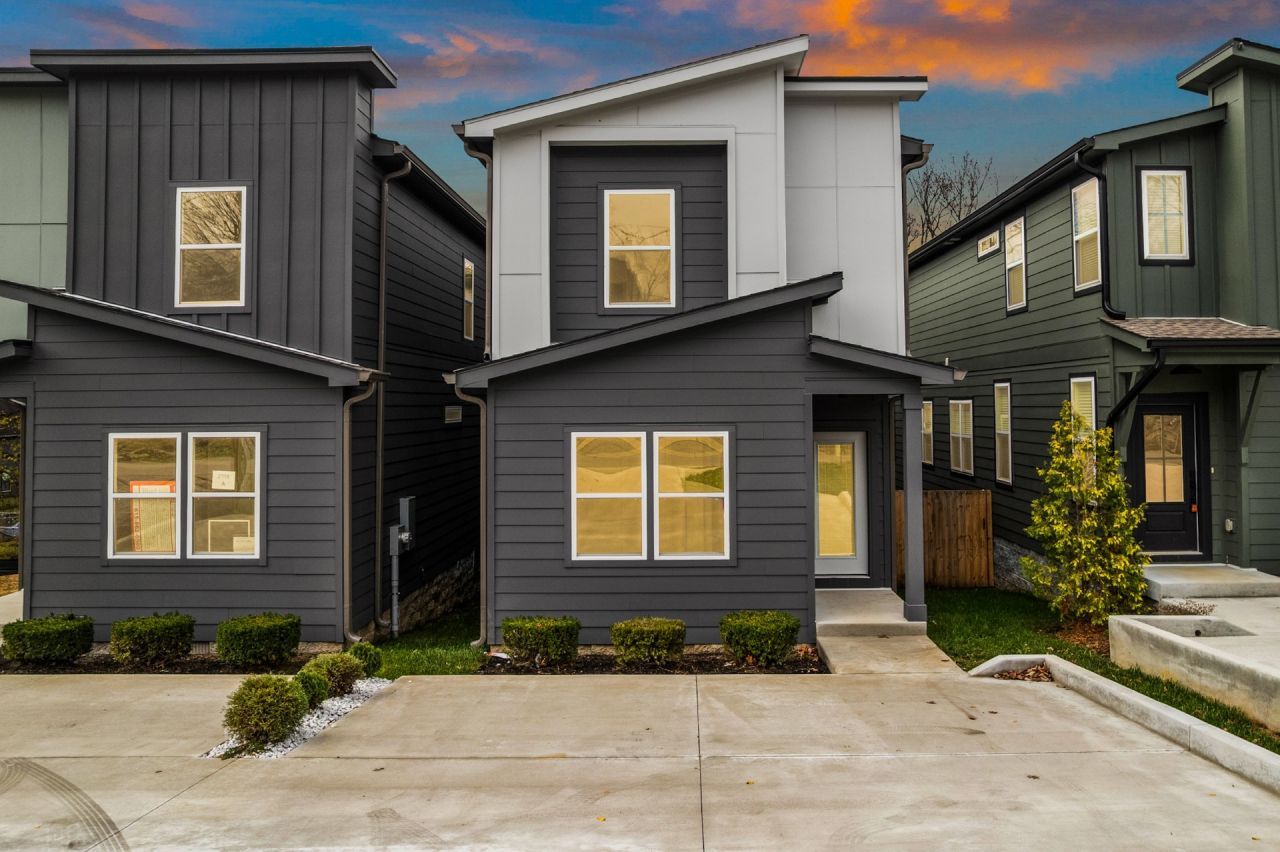 2118b Burns St, Nashville, TN 37216 Main Photo