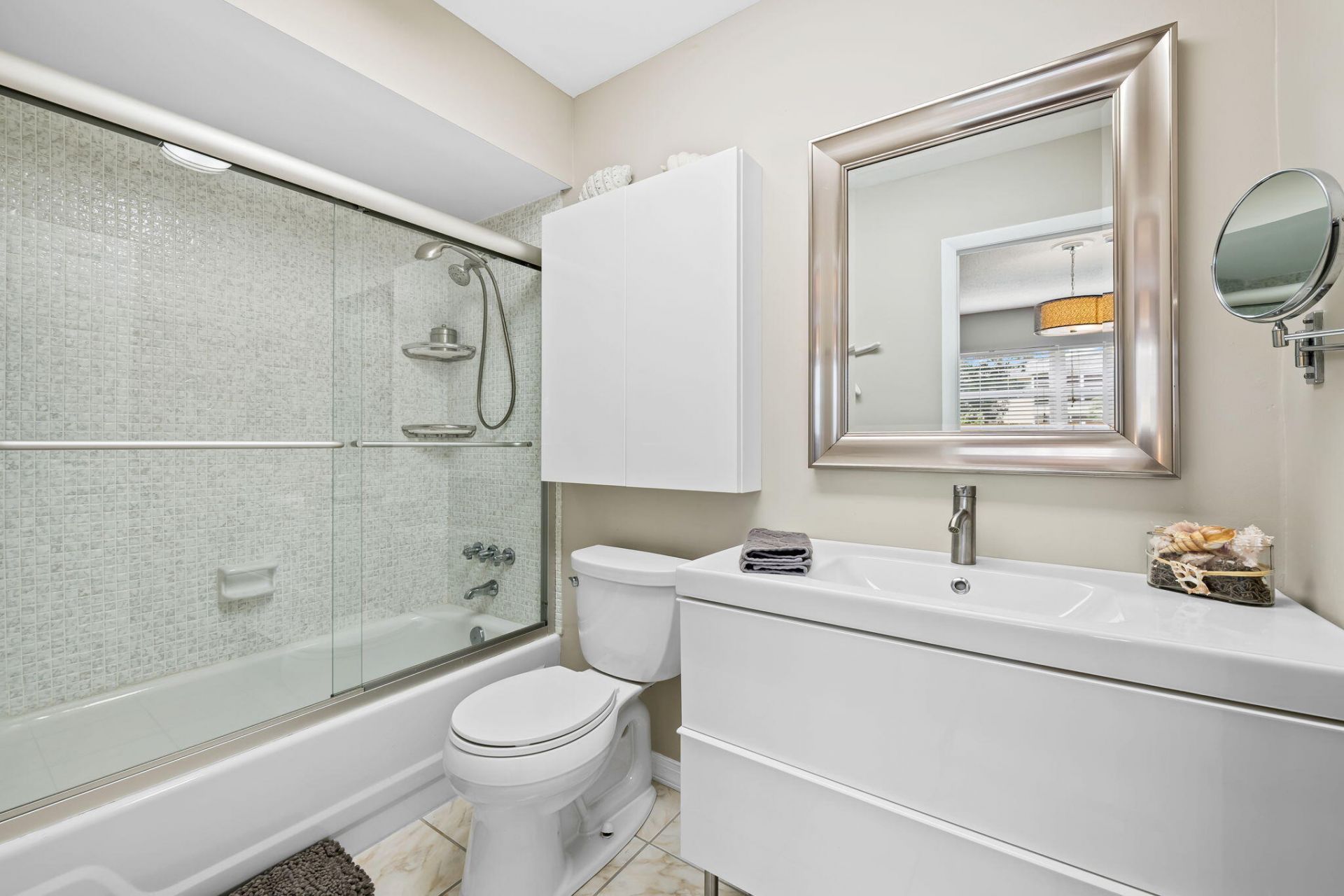 4331 NW 16th Street, Unit 202, Lauderhill, FL 33313 Photo