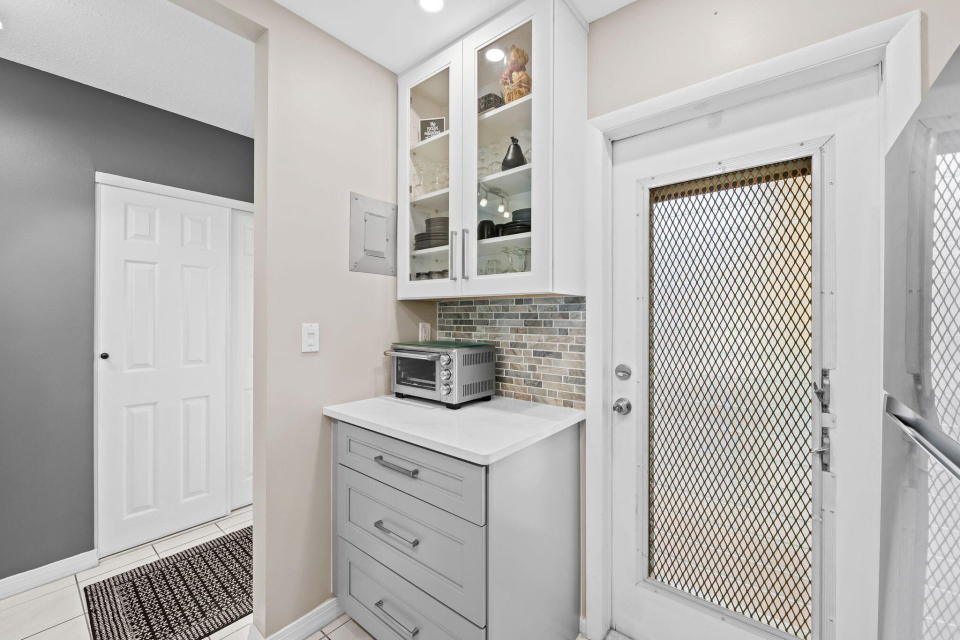 4331 NW 16th Street, Unit 202, Lauderhill, FL 33313 Photo