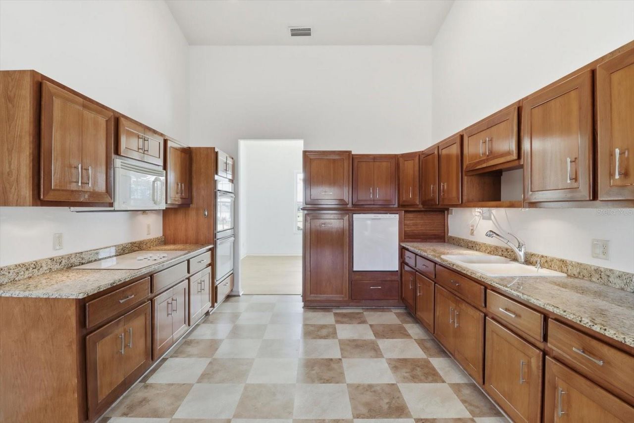 271 N Hambletonian Drive, Inverness, FL 34453 Photo