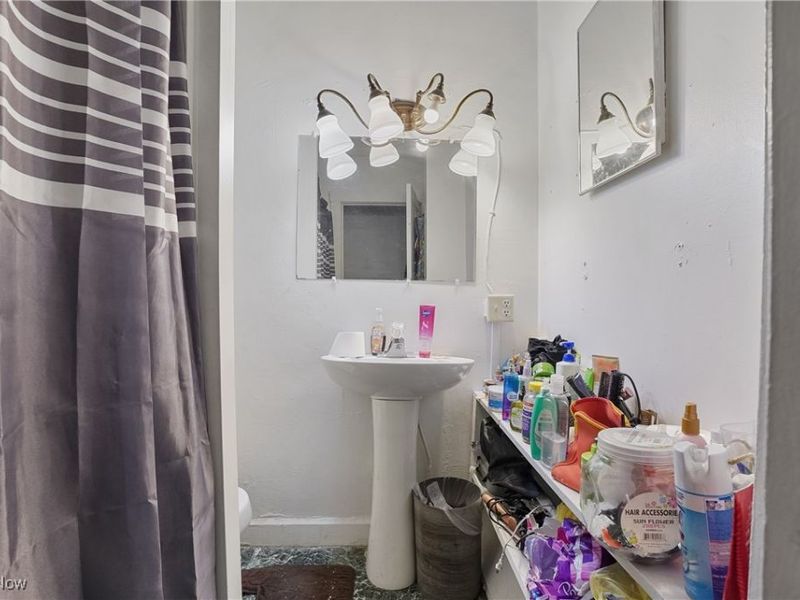 1017 Broadway Street, Masury, OH 44438 Photo 15