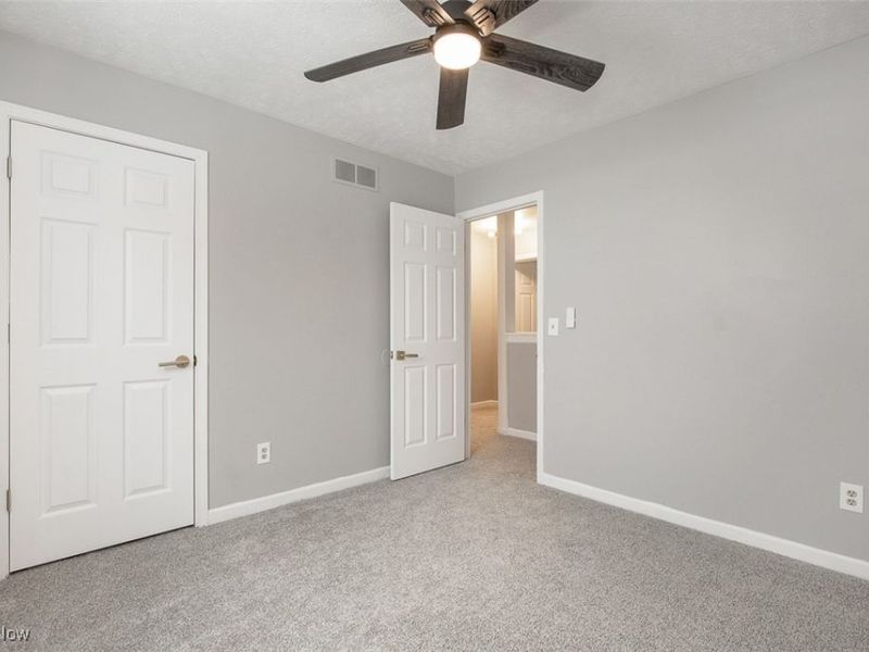 10203 Kennedy Avenue, Cleveland, OH 44104 Photo 14