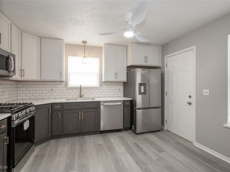 10203 Kennedy Avenue, Cleveland, OH 44104 Photo 17