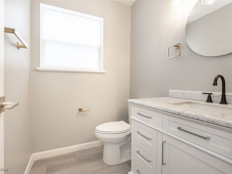 10203 Kennedy Avenue, Cleveland, OH 44104 Photo 21