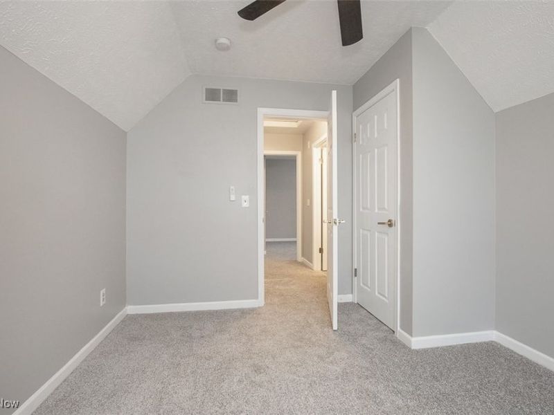 10203 Kennedy Avenue, Cleveland, OH 44104 Photo 25