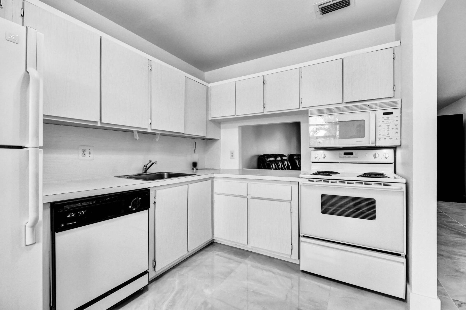 159 Lake Meryl Drive, West Palm Beach, FL 33411 Photo