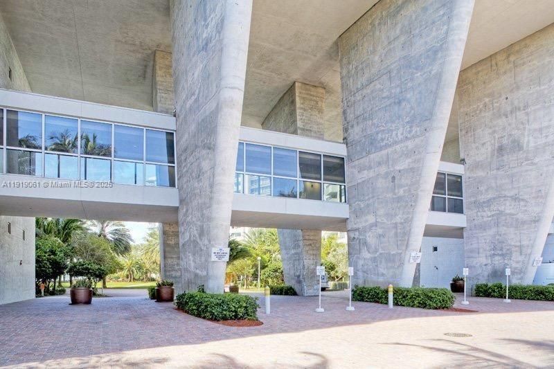 1500 Bay Rd, Unit 932S, Miami Beach, FL 33139 Photo