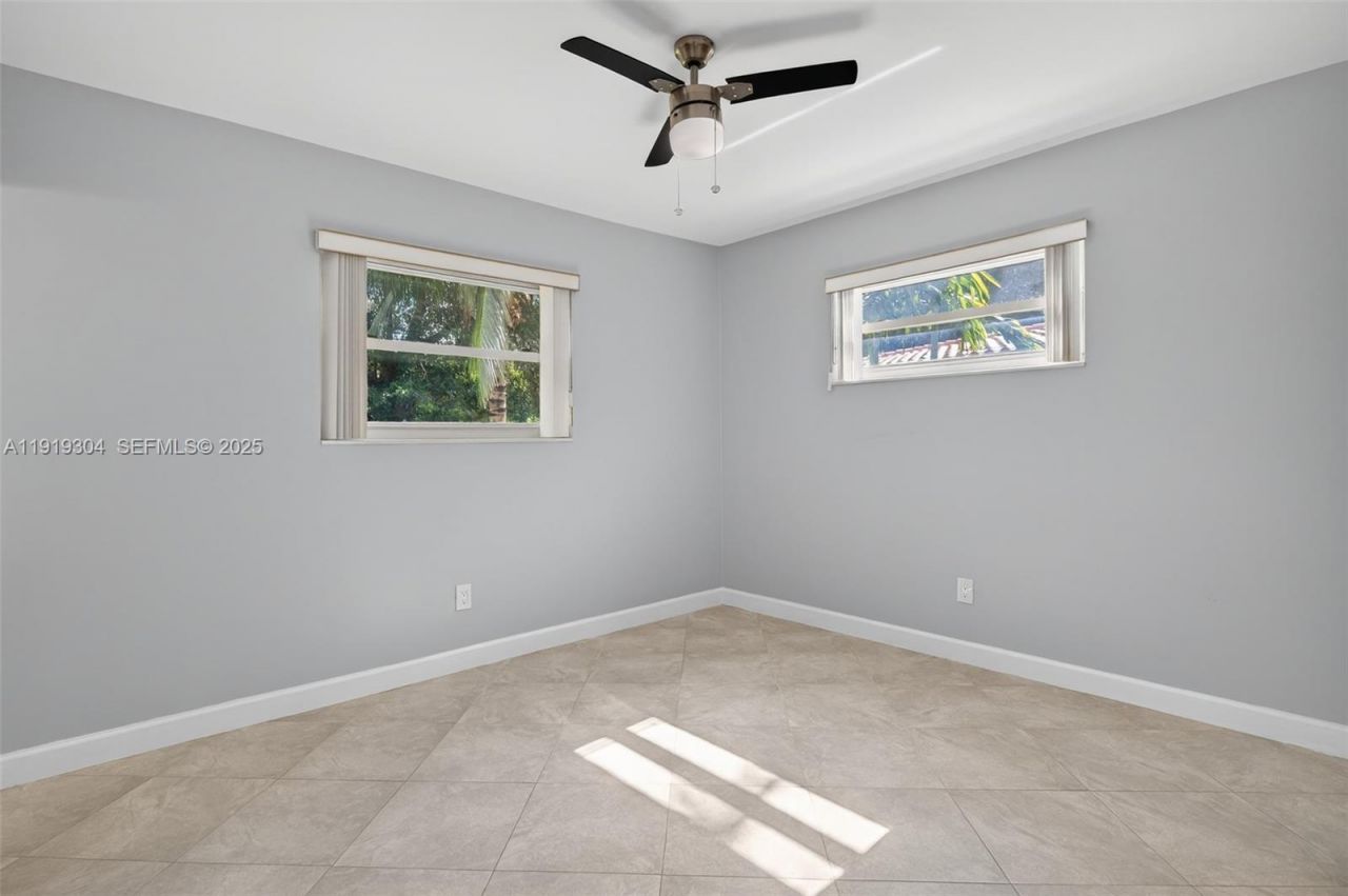 6255 SW 62nd Ct, South Miami, FL 33143 Photo