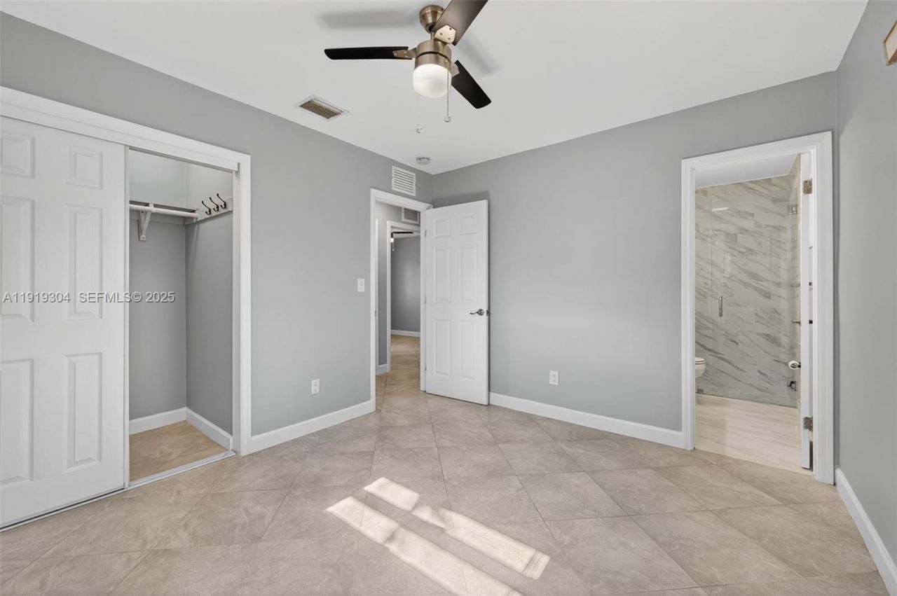 6255 SW 62nd Ct, South Miami, FL 33143 Photo