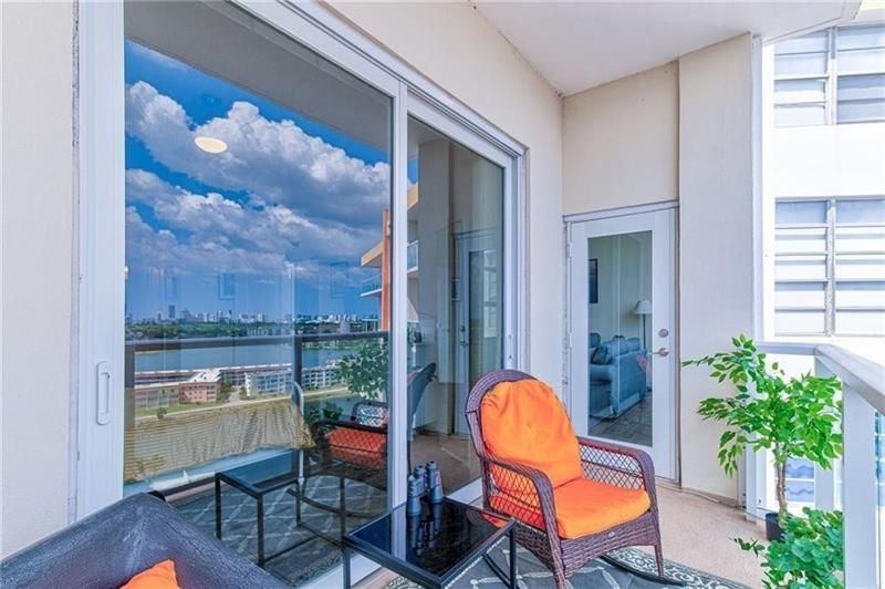 1301 NE Miami Gardens Drive, Unit 1721w, Miami, FL 33179 Photo