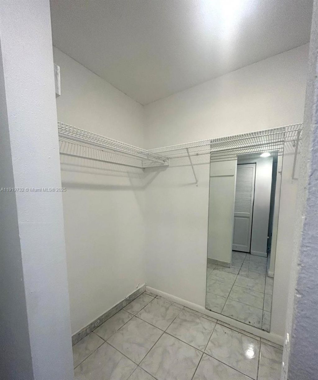 3600 NW 21st St, Unit 101, Lauderdale Lakes, FL 33311 Photo