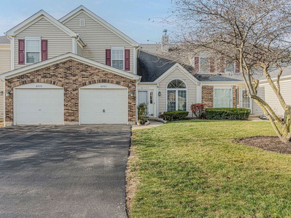 6743 Nantucket Court, Unit 6743, Gurnee, IL 60031