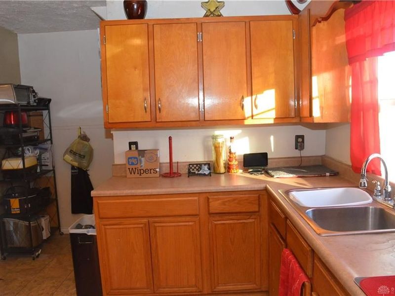 115 Geneva Road, Dayton, OH 45417 Photo 9