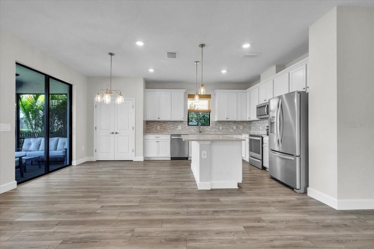 16317 Pine Mist Drive, Lakewood Ranch, FL 34211 Photo